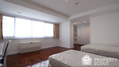 4-BR Apt. near MRT Sukhumvit