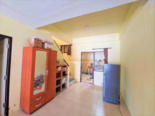 2 Bedrooms Townhouse in Ngam Charoen 7 East Pattaya H011159