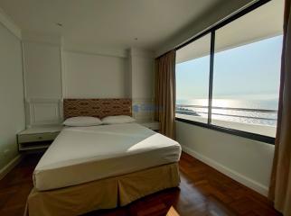 4 Bedrooms bed in Condo in Royal Cliff in Pratumnak C008967