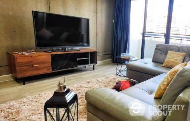 2-BR Condo at Centurion Park near BTS Ari