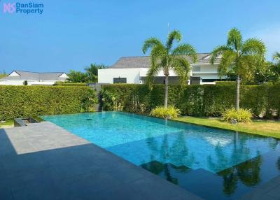Luxury 3-Bedroom Pool Villa in Hua Hin at Sivana Hideaway