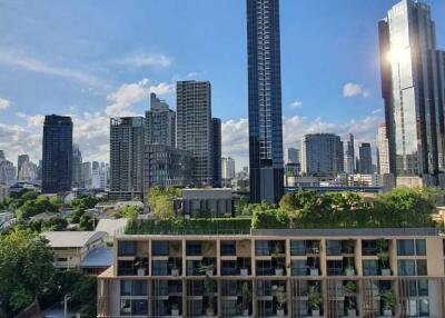 For SALE : Rhythm Sukhumvit 36-38 / 1 Bedroom / 1 Bathrooms / 34 sqm / 6200000 THB [S12022]