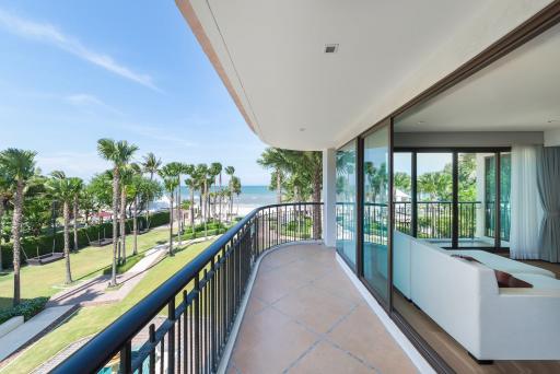 Q Seaside Hua Hin: Sea View Beachfront Condo