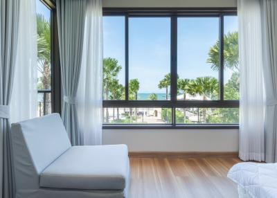 Q Seaside Hua Hin: Sea View Beachfront Condo