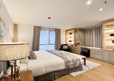 4 Bedrooms Duplex Penthouse