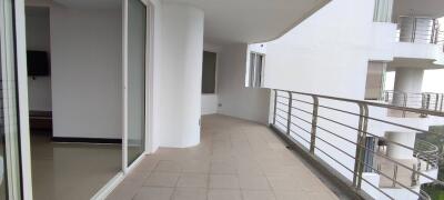 Residence @ Dream Beachfront Condo for Sale