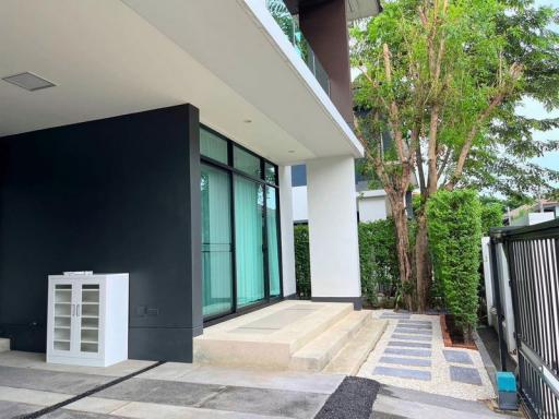 For Rent Bangkok Single House Setthasiri Krungthepkreetha Krungthep Kreetha Bang Kapi