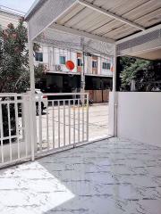 3 Bedrooms Townhouse in Lalin Town East Pattaya H011165