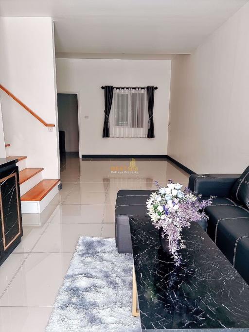 3 Bedrooms Townhouse in Lalin Town East Pattaya H011165