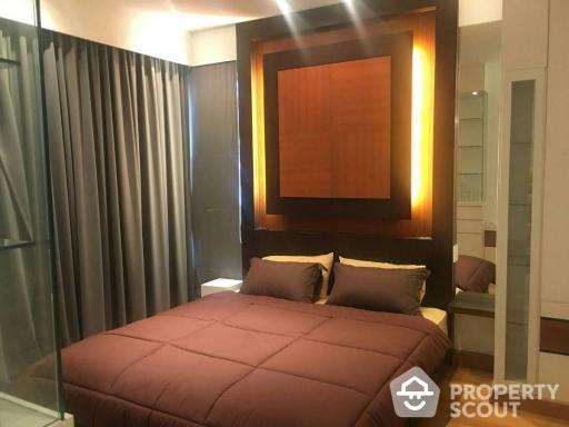 1-BR Condo at The Emporio Place near BTS Phrom Phong