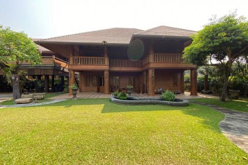 7 bed teakwood house for rent in Tha Sala, Chiang Mai