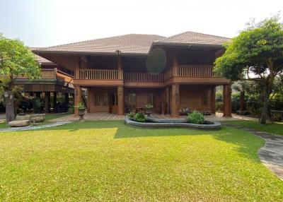 7 bed teakwood house for rent in Tha Sala, Chiang Mai