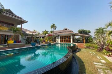 2 bed house with a pool for rent in San Sai, Chiang Mai