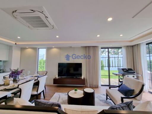 4 Bedrooms bed in House in Rungsii Village in East Pattaya H008992