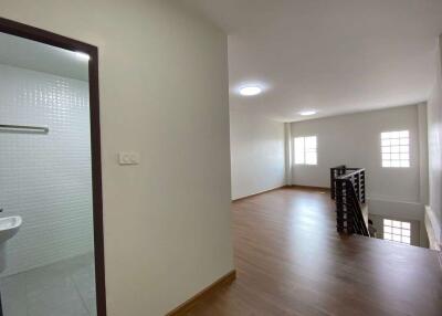 Brand new 3 bed townhome for sale in Chang Phuak Chiang Mai