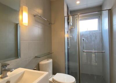 2 bed unit for sale in Muang Chiang Mai