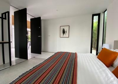 Modern house with 4 bed and private pool for rent or sale in Hang Dong, Chiang Mai