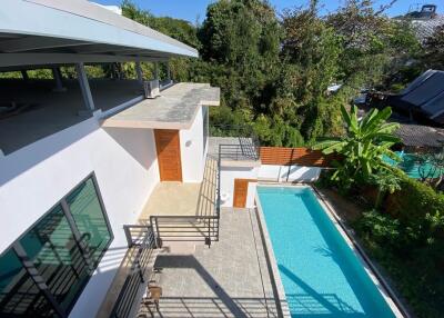 A modern house with pool for sale in Nimman area, Chiang Mai