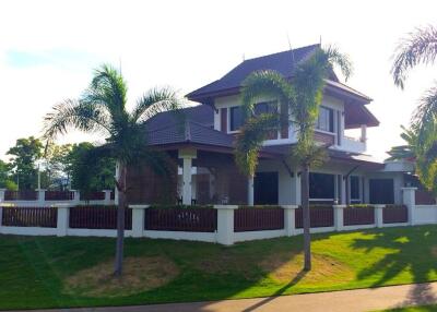 Modern Lanna house for sale in Mae On, Chiang Mai