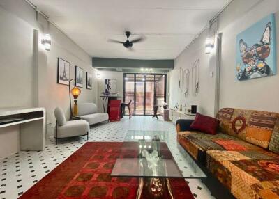 A Modern townhome for rent or sale in Muang Chiang Mai