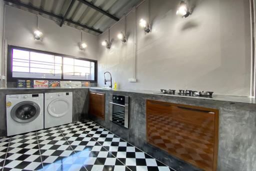 2 bed townhome for rent or sale in Nong Soi Chiang Mai