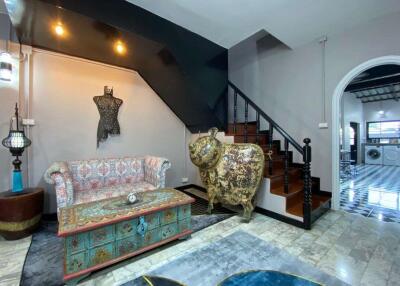 2 bed townhome for rent or sale in Nong Soi Chiang Mai