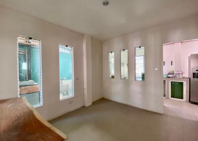 3 bed house for sale in Sankhampeang, Chiang Mai