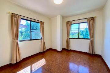 3 bed house for sale in Sankhampeang, Chiang Mai