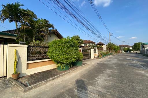 2 bed house with a private pool for sale in Hang Dong, Chiang Mai