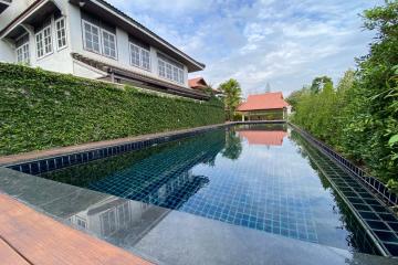 4 bed house with private pool for sell in Saraphi, Chiang Mai