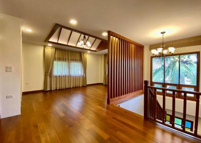 4 bed house with private pool for sell in Saraphi, Chiang Mai