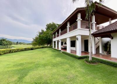 Colonial House by the Golf Course for sale in Mae On, Chiang Mai