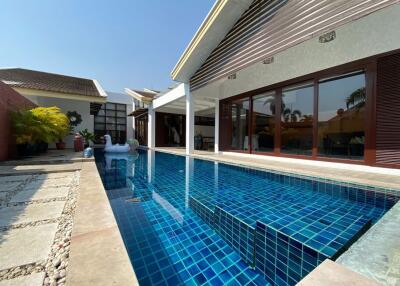 A unique home with private pool for sale in Hang Dong, Chiang Mai