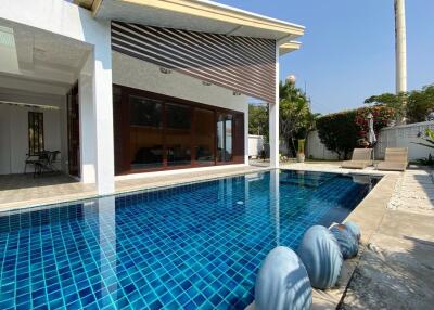 A unique home with private pool for sale in Hang Dong, Chiang Mai