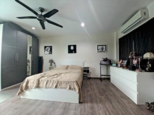 5Bedrooms House in Huay Yai for Sale