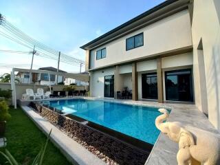 5Bedrooms House in Huay Yai for Sale