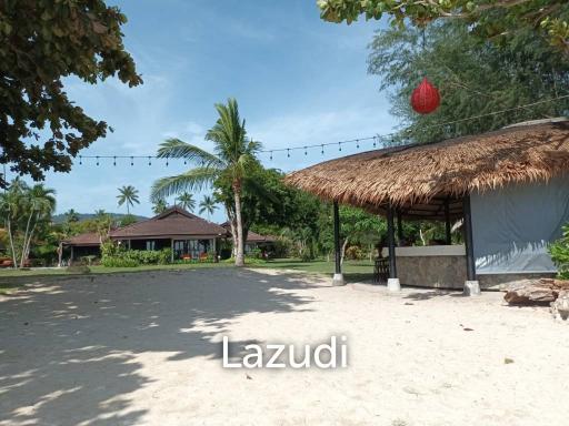 Beach Front Resort at Lipa Noi Beach