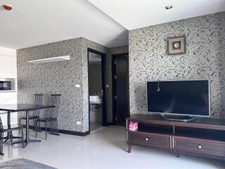 2 Bedrooms 2 Bathrooms Size 70sqm. Le Nice Ekamai for Rent 35,000 THB