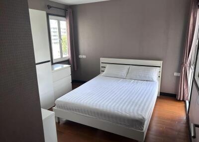 2 Bedrooms 2 Bathrooms Size 70sqm. Le Nice Ekamai for Rent 35,000 THB