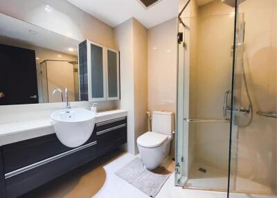 1 Bedroom 1 Bathroom Size 40sqm Sky Walk for Rent 30,000THB