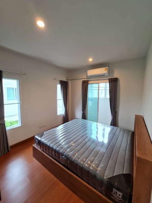 3-Bedroom Home: Laguna Home 10, Nong Chom Prime Location