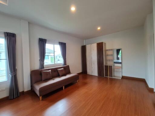 3-Bedroom Home: Laguna Home 10, Nong Chom Prime Location