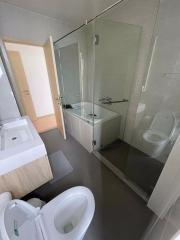 2 bed Condo in MARU Ekkamai 2 Phrakhanongnuea Sub District C020337