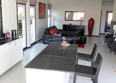 The views 3 bedroom pool villa near Banyan Golf course for sale Hua Hin