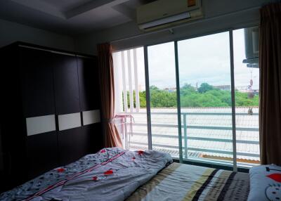 Pattaya Condo for Sale Beach and Mountain