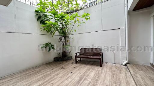 4-Bedroom Modern Townhouse - Langsuan, Lumphini