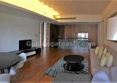 2-Bedrooms - Hansar Rajdamri