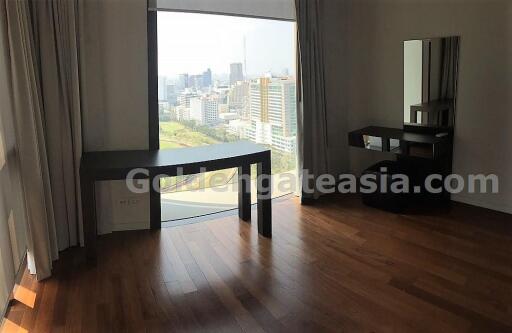 Large 2-Bedrooms on high floor - Hansar Condominium - Ratchaadamri - RBSC View