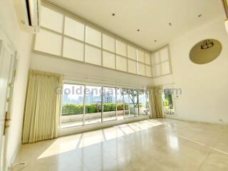 3 Bedrooms Duplex Condo with huge outdoor terrace - Ploenchit, Lumphini