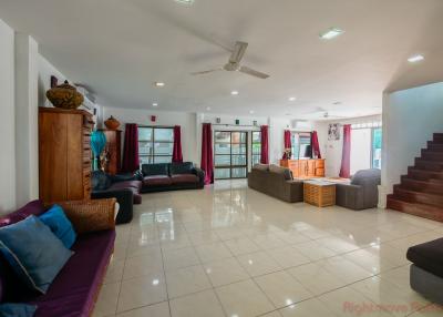 5 Bed House For Rent In East Pattaya - Central Park 4